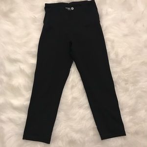 Black Cropped Leggings